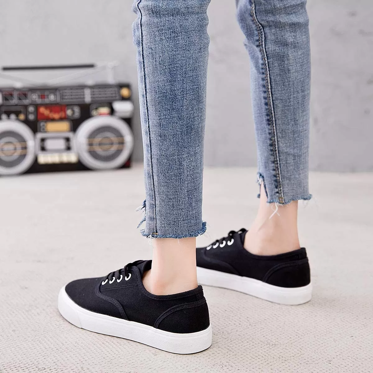 Women's Canvas Low Cut Canvas Walking Running Shoes